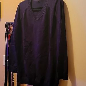 Men's V-Neckline Sweater